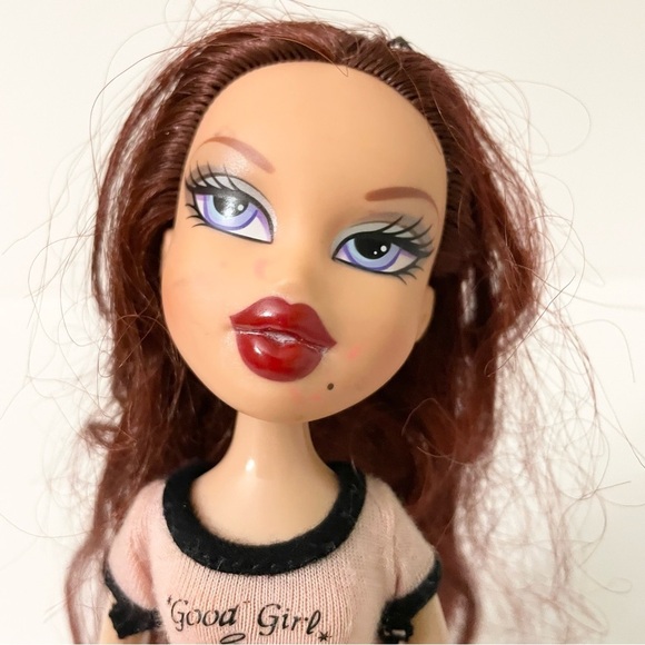 Bratz Doll Roxxi Twin MGA Doll - Picture 12 of 16
